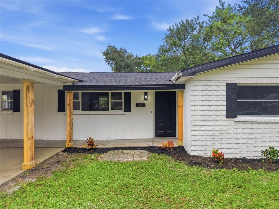 En Venta: $374,900 (4 camas, 2 baños, 1848 Pies cuadrados)