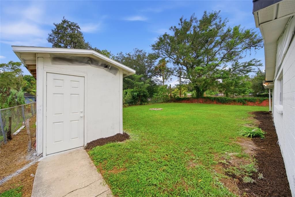 En Venta: $374,900 (4 camas, 2 baños, 1848 Pies cuadrados)