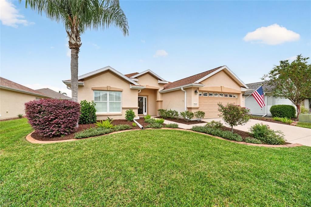 For Sale: $295,000 (3 beds, 2 baths, 1720 Square Feet)