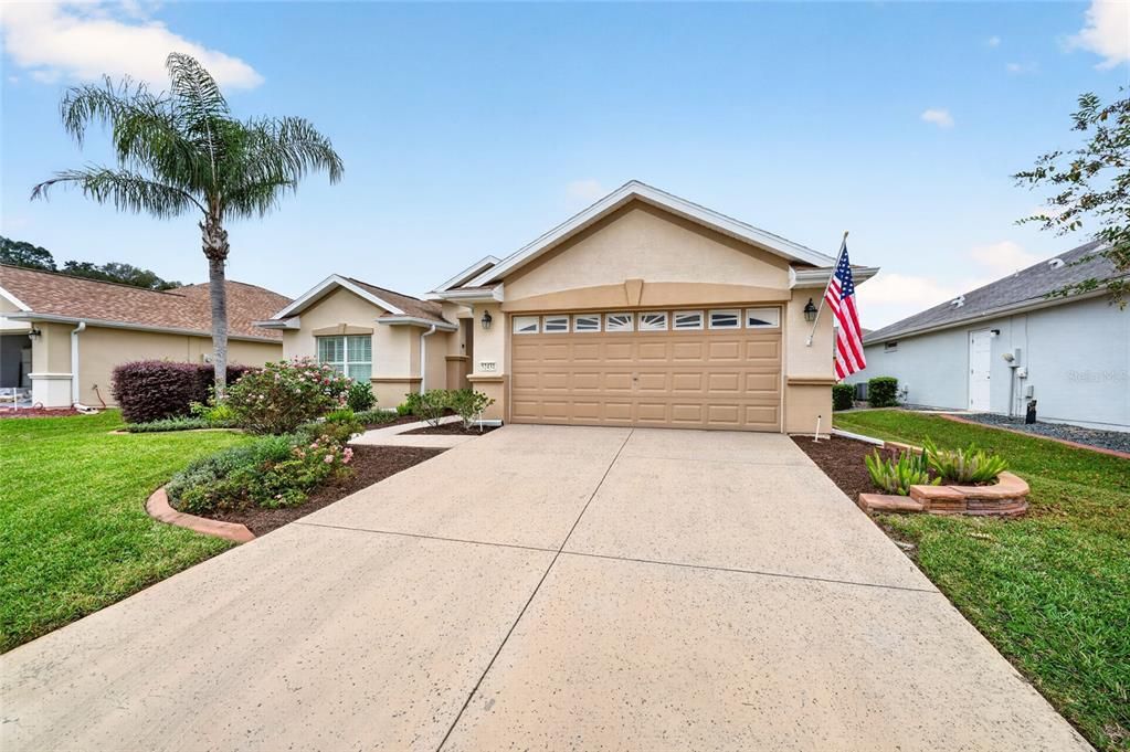 For Sale: $295,000 (3 beds, 2 baths, 1720 Square Feet)