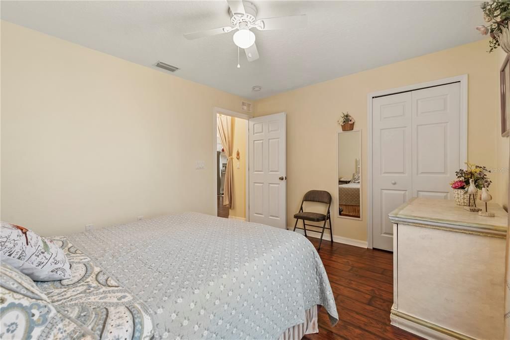 En Venta: $499,900 (3 camas, 2 baños, 2020 Pies cuadrados)