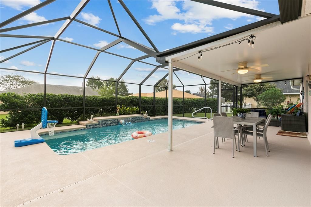 En Venta: $499,900 (3 camas, 2 baños, 2020 Pies cuadrados)