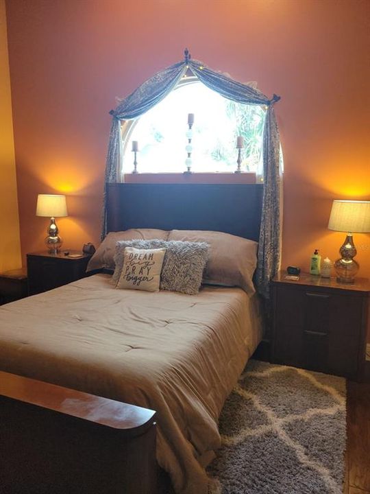 En Venta: $450,000 (3 camas, 2 baños, 1618 Pies cuadrados)