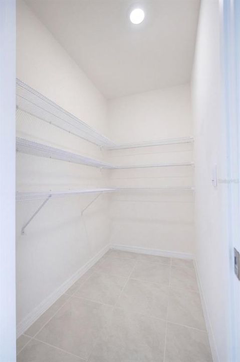 На продажу: $279,000 (3 спален, 2 ванн, 1629 Квадратных фут)