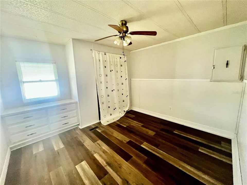 For Sale: $89,000 (2 beds, 2 baths, 1110 Square Feet)