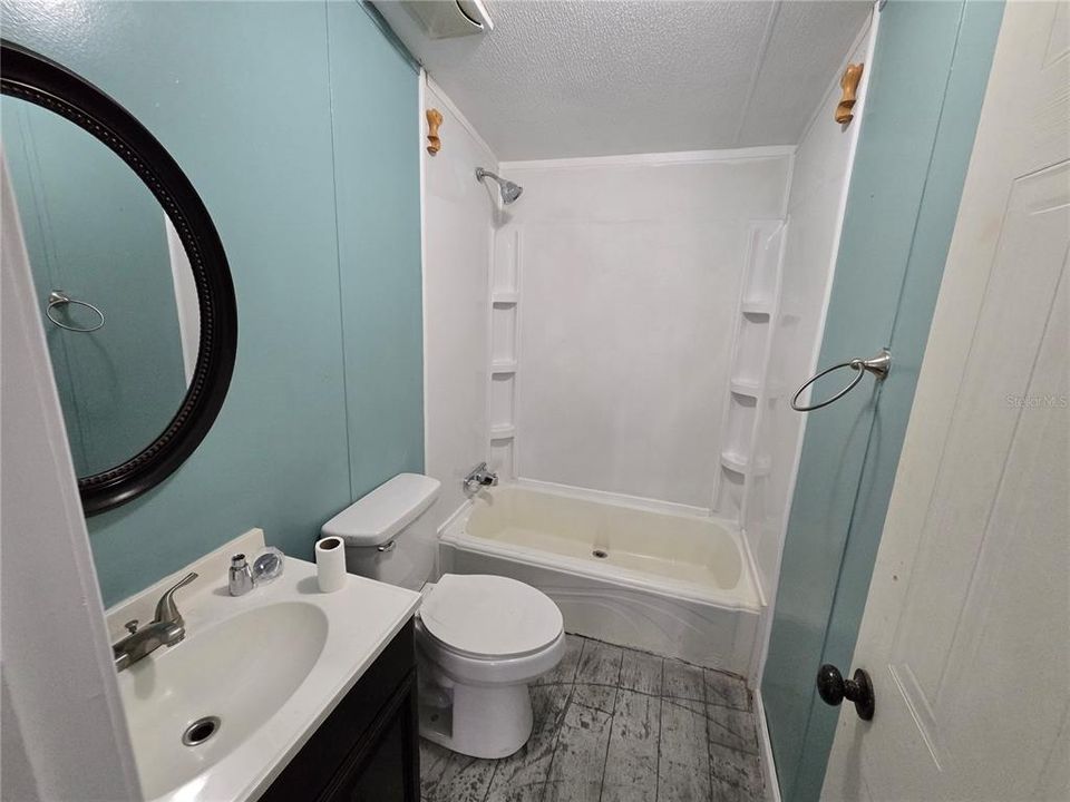 En Venta: $349,900 (3 camas, 2 baños, 1292 Pies cuadrados)