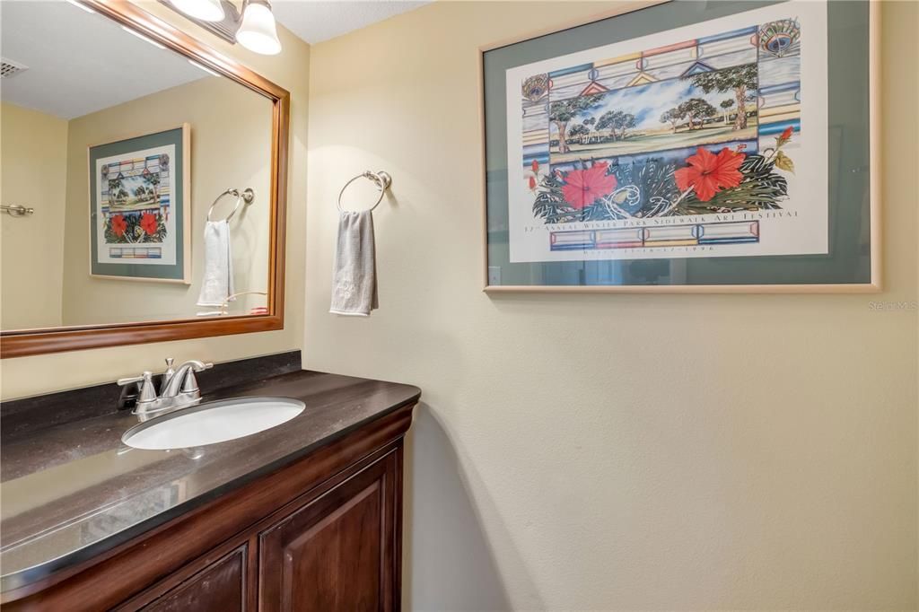 For Sale: $285,000 (2 beds, 2 baths, 1638 Square Feet)