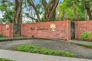 For Sale: $285,000 (2 beds, 2 baths, 1638 Square Feet)