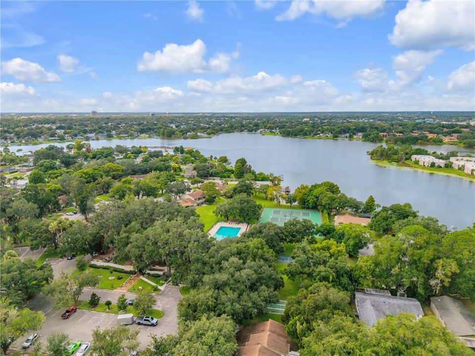 For Sale: $285,000 (2 beds, 2 baths, 1638 Square Feet)