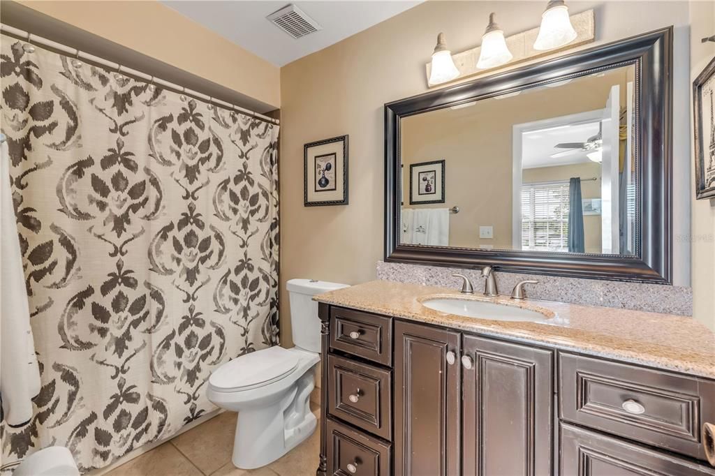 For Sale: $285,000 (2 beds, 2 baths, 1638 Square Feet)