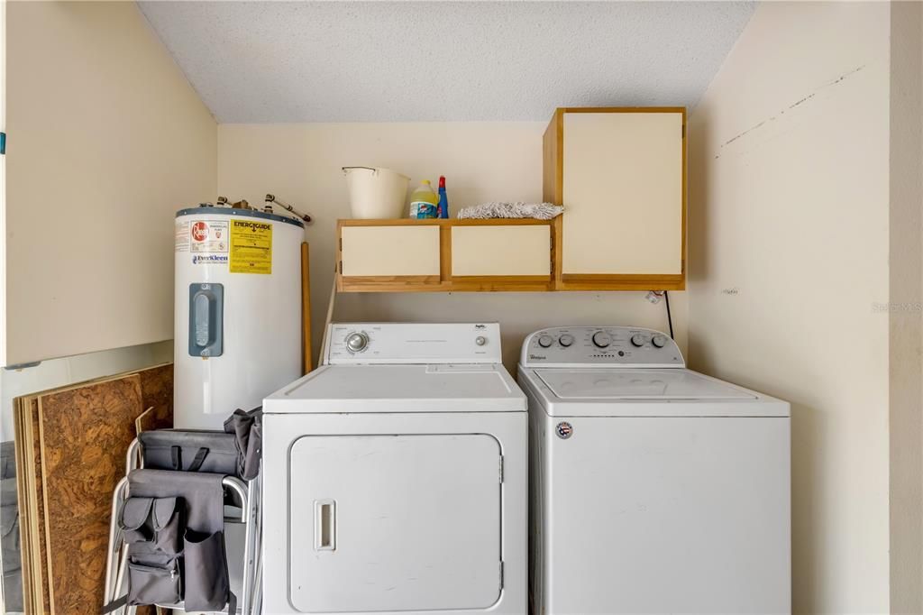 For Sale: $285,000 (2 beds, 2 baths, 1638 Square Feet)