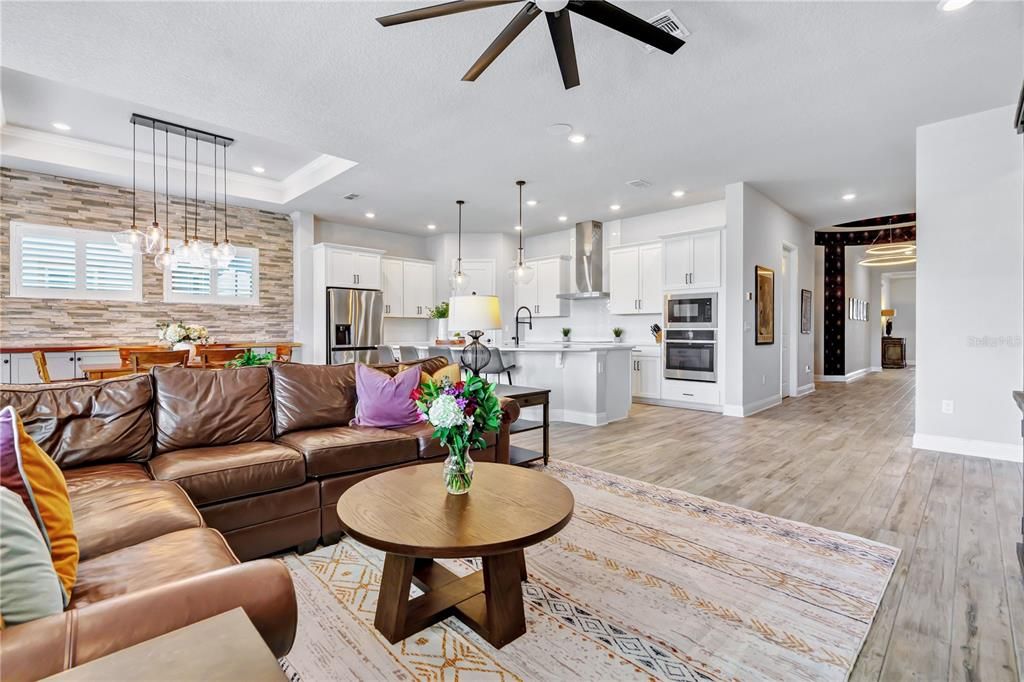 For Sale: $1,100,000 (4 beds, 3 baths, 2931 Square Feet)