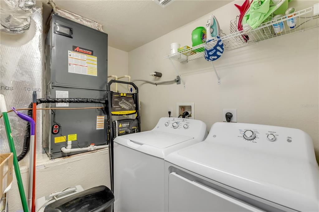For Sale: $519,900 (3 beds, 2 baths, 1768 Square Feet)