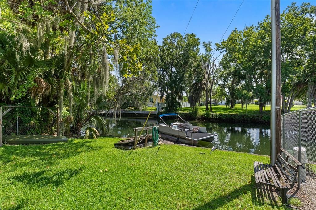 En Venta: $895,000 (3 camas, 2 baños, 1927 Pies cuadrados)