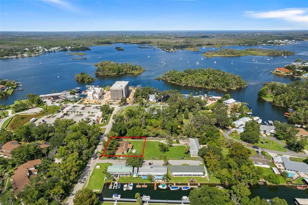 En Venta: $895,000 (3 camas, 2 baños, 1927 Pies cuadrados)