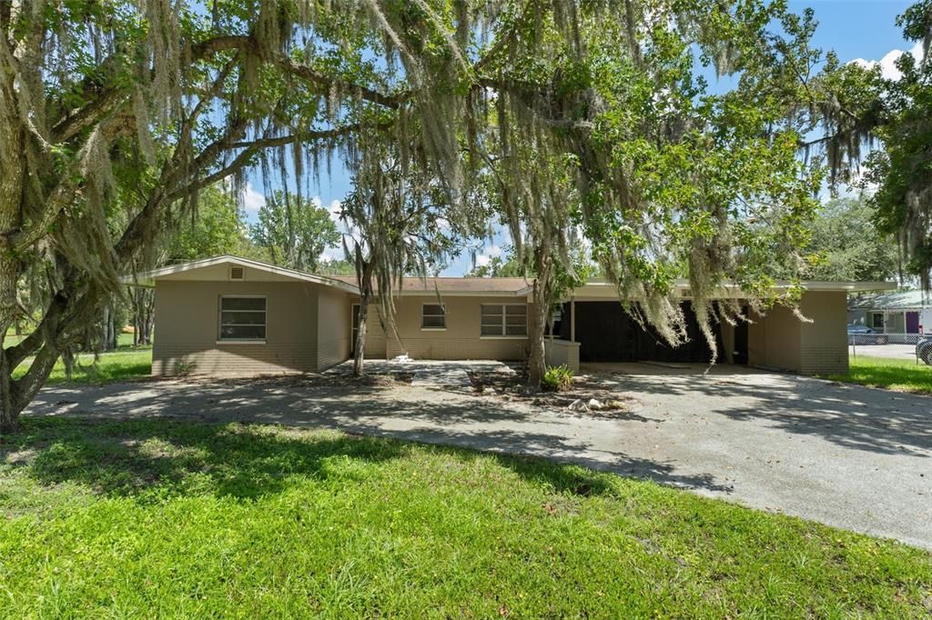 En Venta: $895,000 (3 camas, 2 baños, 1927 Pies cuadrados)