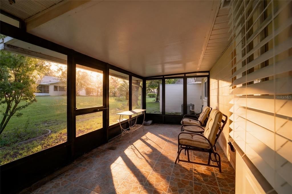 For Sale: $185,000 (2 beds, 2 baths, 1375 Square Feet)
