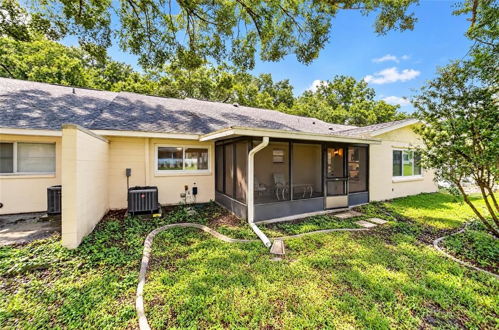 For Sale: $185,000 (2 beds, 2 baths, 1375 Square Feet)
