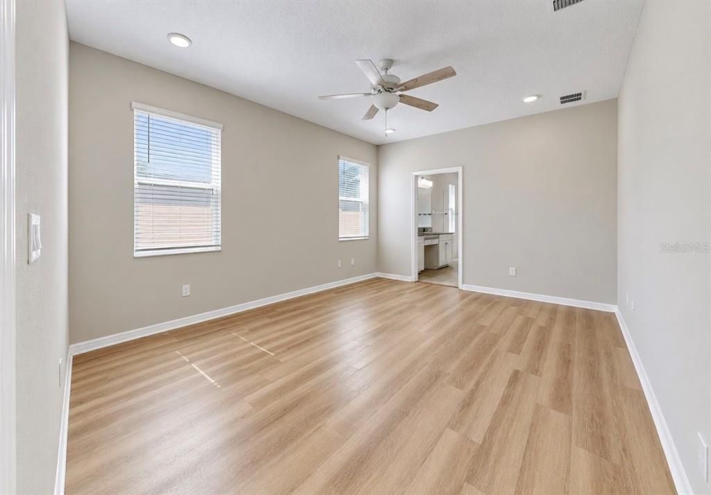 En Venta: $488,000 (5 camas, 4 baños, 3800 Pies cuadrados)