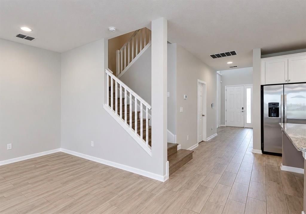 En Venta: $488,000 (5 camas, 4 baños, 3800 Pies cuadrados)
