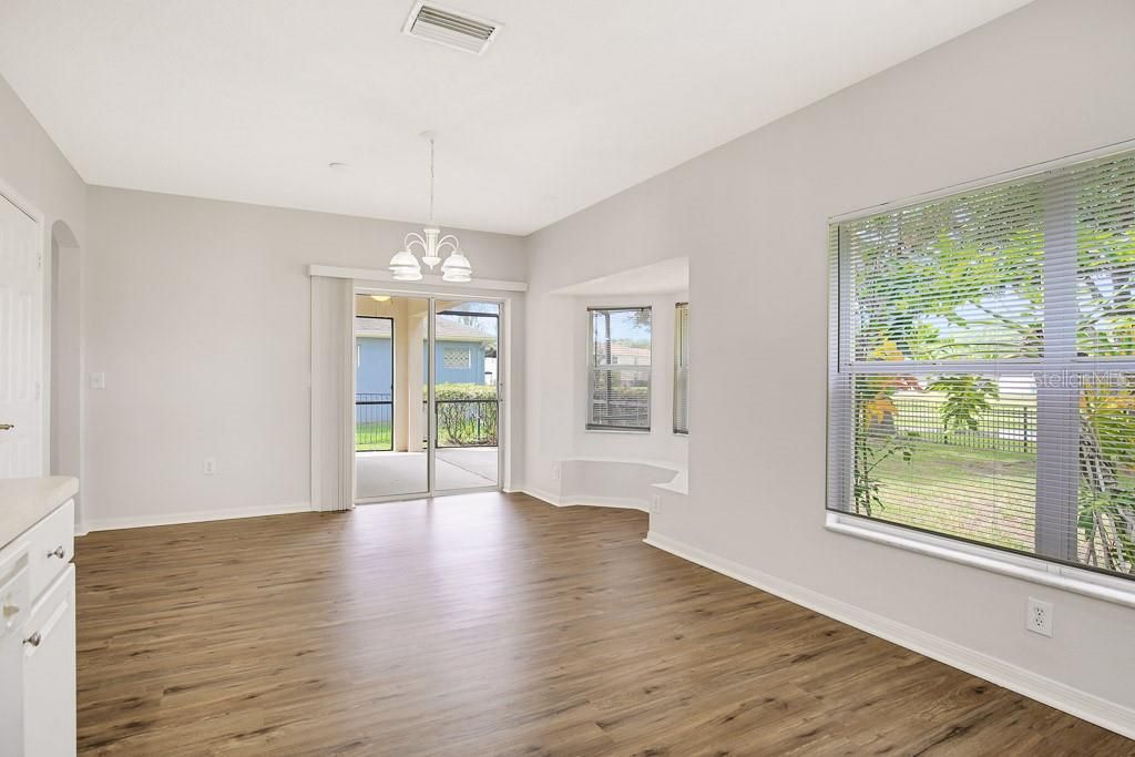 В аренду: $2,795 (4 спален, 2 ванн, 2220 Квадратных фут)