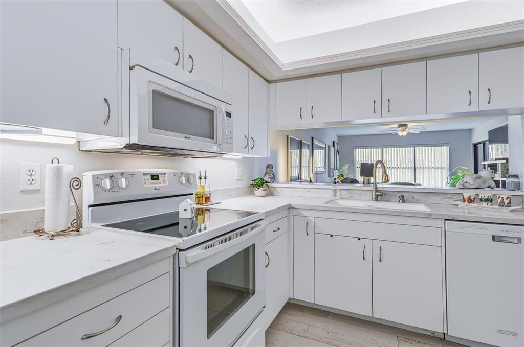 En Venta: $235,000 (1 camas, 1 baños, 820 Pies cuadrados)