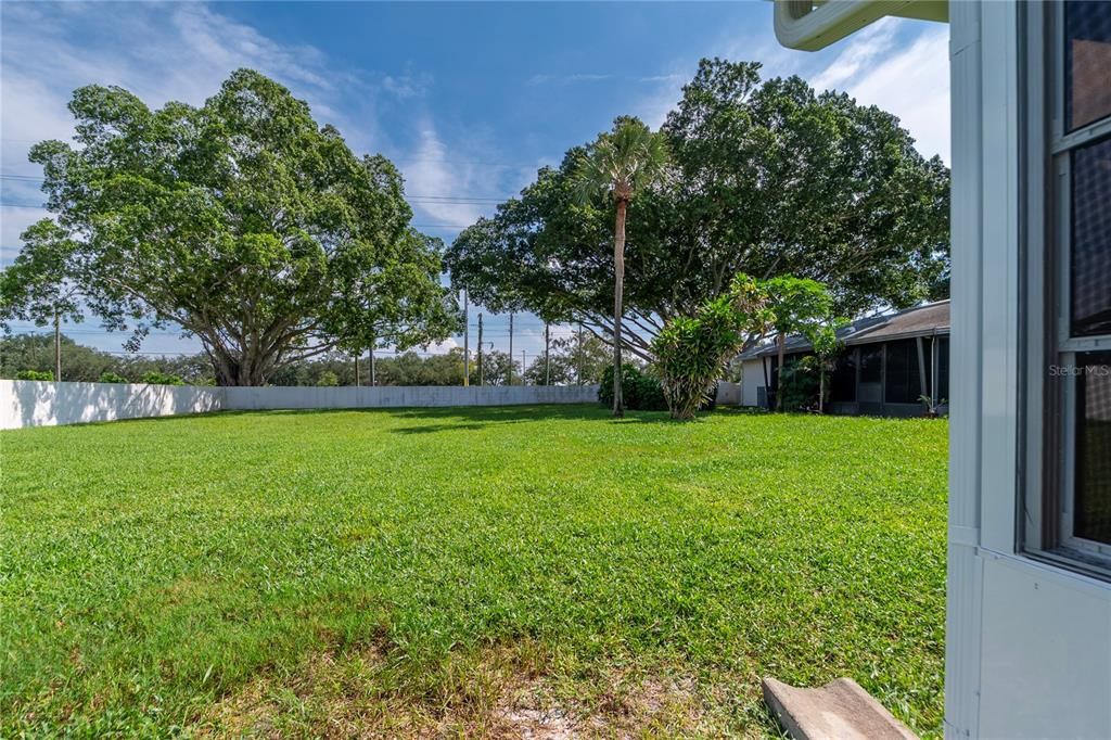 En Venta: $235,000 (2 camas, 2 baños, 1100 Pies cuadrados)