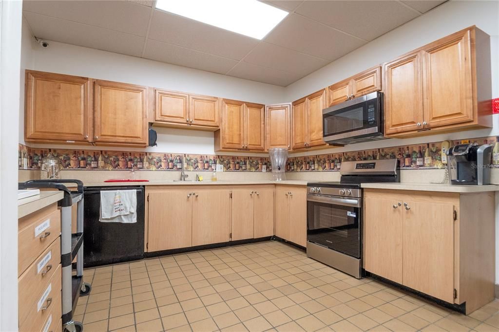 En Venta: $235,000 (2 camas, 2 baños, 1100 Pies cuadrados)