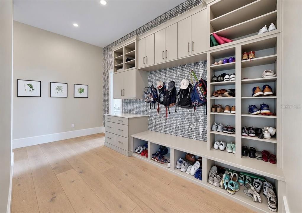En Venta: $5,950,000 (6 camas, 6 baños, 9428 Pies cuadrados)