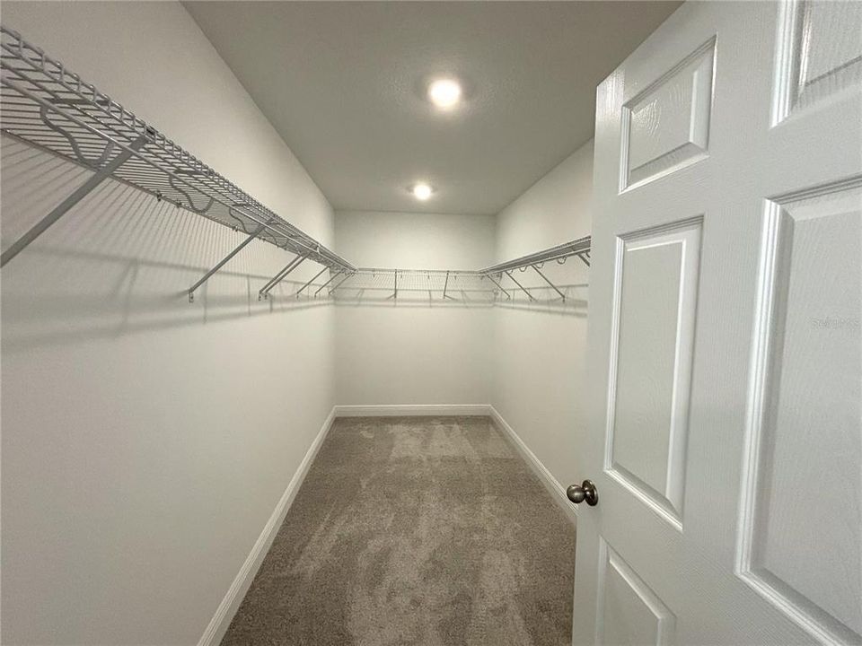 For Sale: $503,510 (5 beds, 3 baths, 3198 Square Feet)