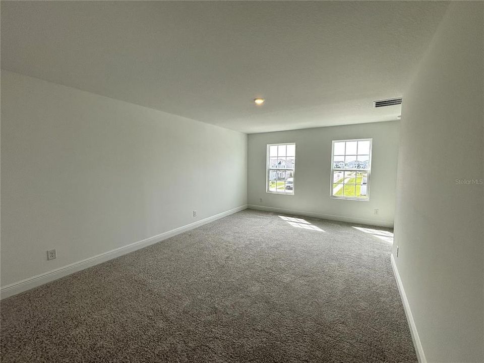 For Sale: $503,510 (5 beds, 3 baths, 3198 Square Feet)
