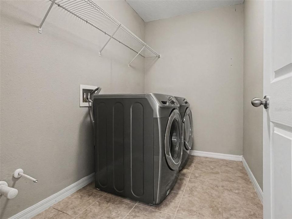 For Sale: $579,000 (4 beds, 4 baths, 3112 Square Feet)