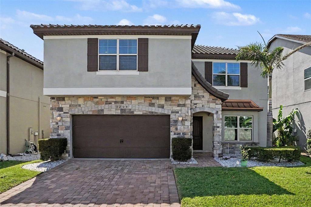 For Sale: $579,000 (4 beds, 4 baths, 3112 Square Feet)
