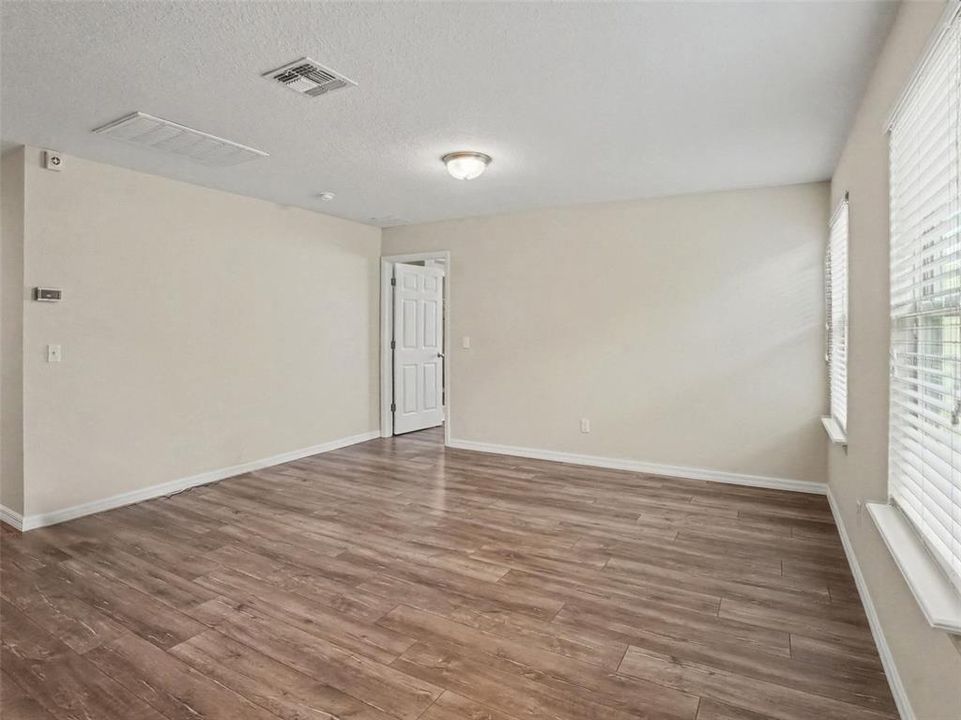 For Sale: $579,000 (4 beds, 4 baths, 3112 Square Feet)