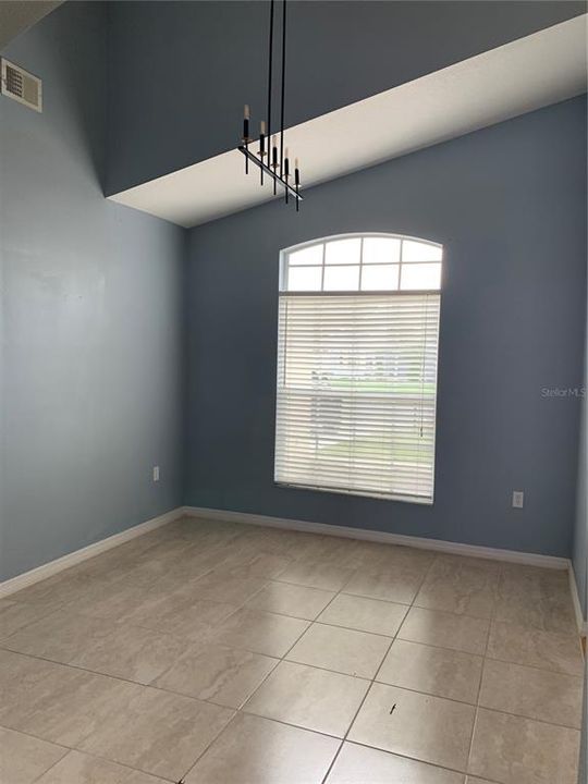 En Renta: $1,950 (3 camas, 2 baños, 1696 Pies cuadrados)