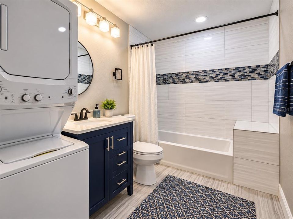 : $260,000 (3 beds, 2 baths, 1300 Square Feet)