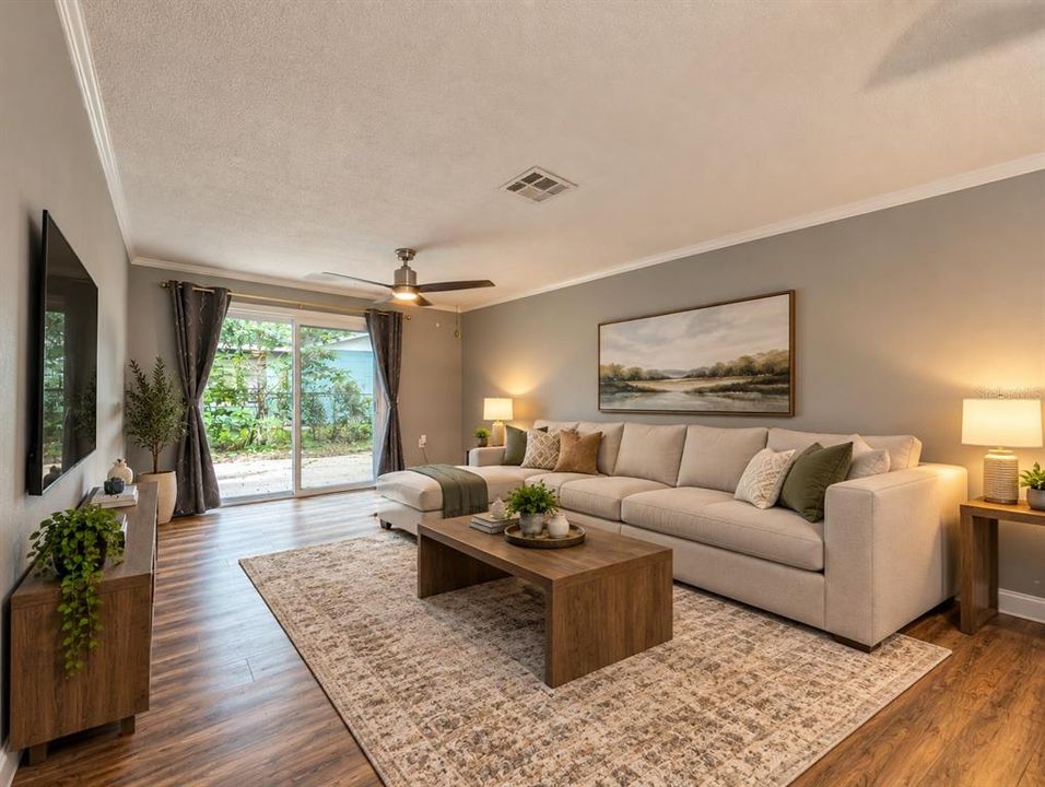 : $260,000 (3 beds, 2 baths, 1300 Square Feet)