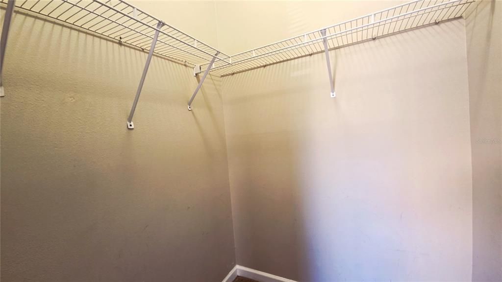 En Renta: $1,950 (3 camas, 2 baños, 1369 Pies cuadrados)