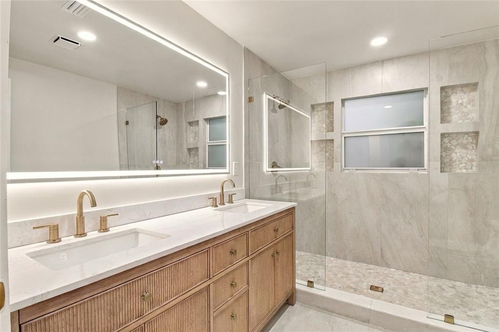 В аренду: $4,500 (4 спален, 3 ванн, 2180 Квадратных фут)