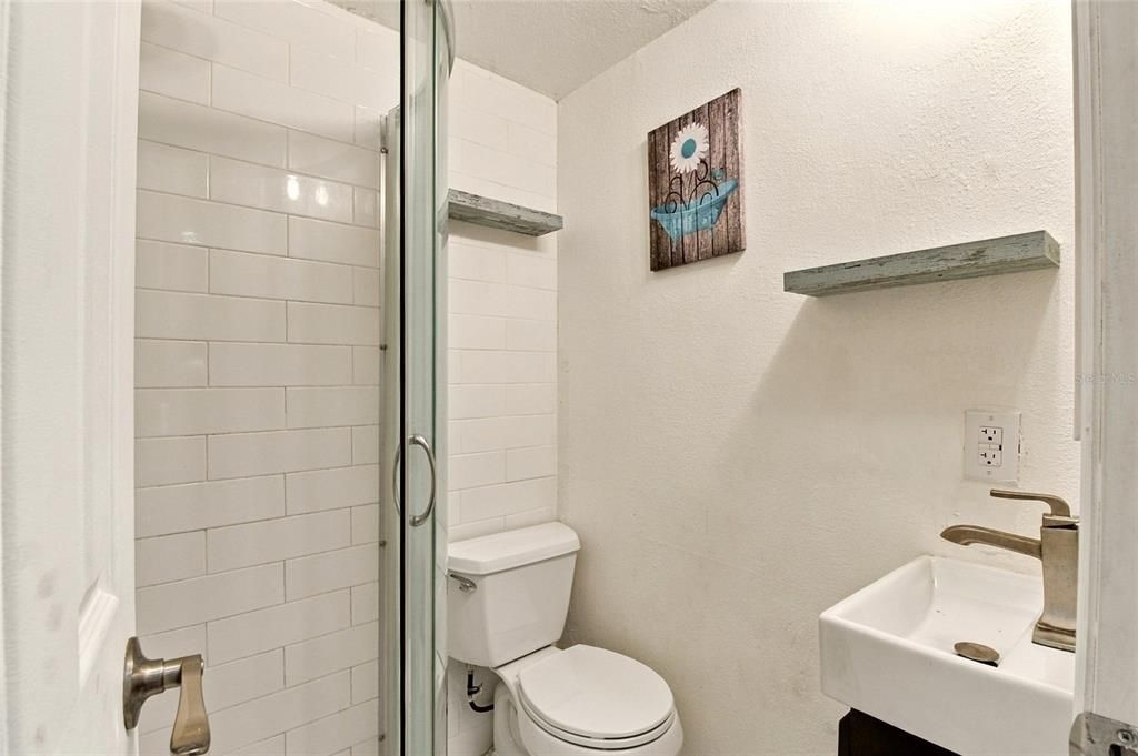 В аренду: $4,500 (4 спален, 3 ванн, 2180 Квадратных фут)