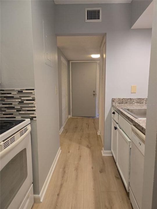En Renta: $1,450 (2 camas, 2 baños, 897 Pies cuadrados)