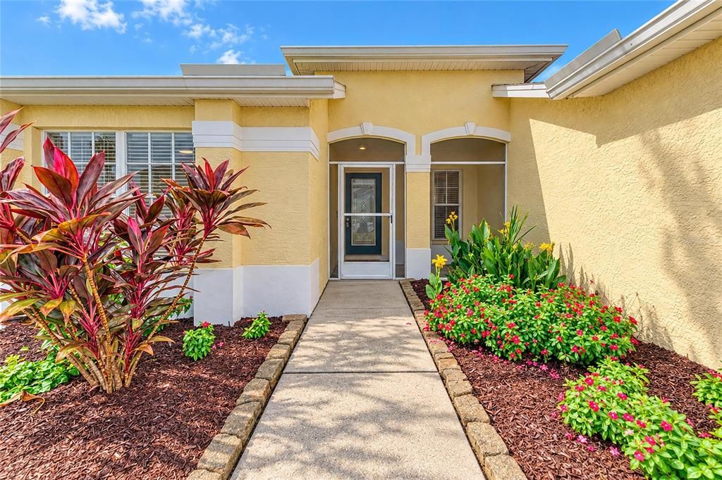 For Sale: $435,000 (3 beds, 2 baths, 1453 Square Feet)