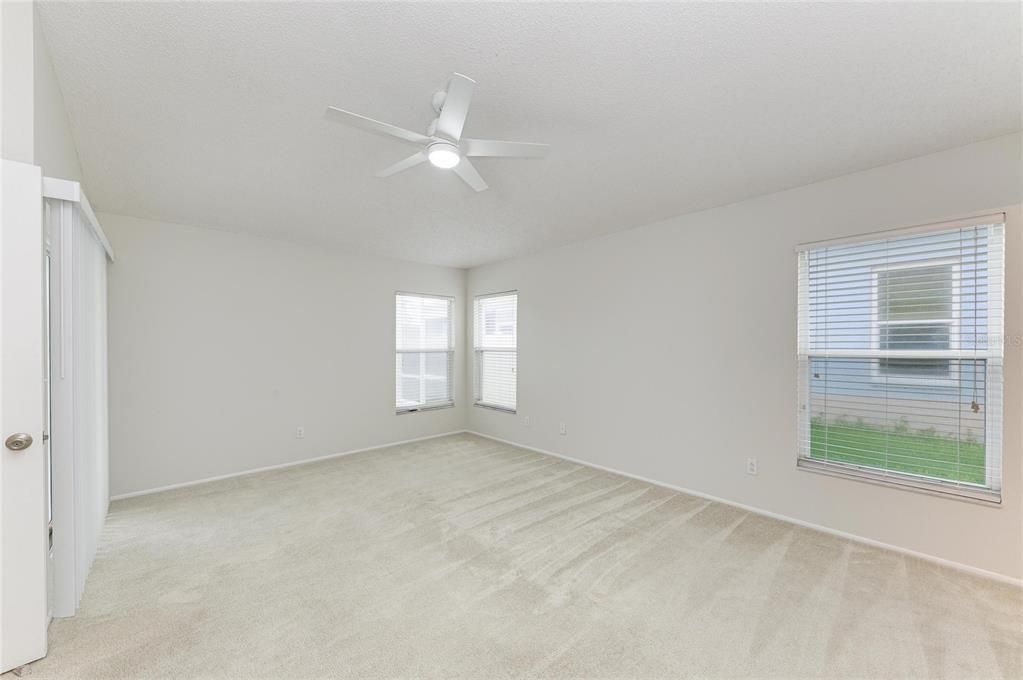 For Sale: $435,000 (3 beds, 2 baths, 1453 Square Feet)