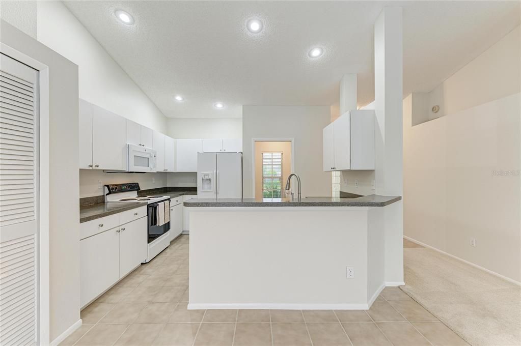 For Sale: $435,000 (3 beds, 2 baths, 1453 Square Feet)