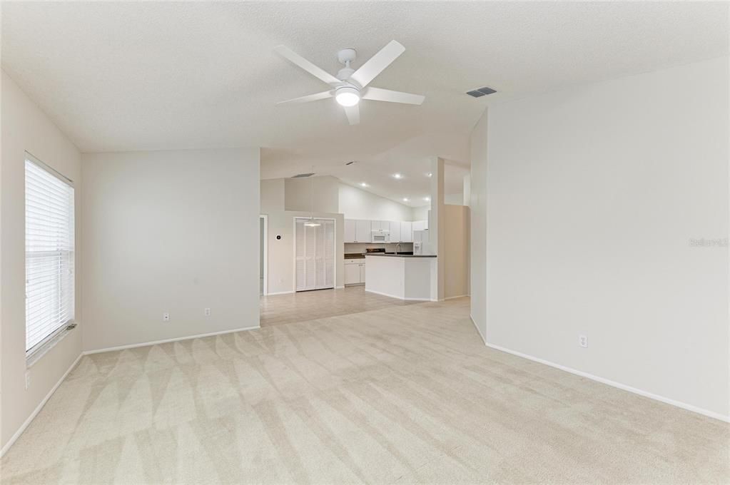 For Sale: $435,000 (3 beds, 2 baths, 1453 Square Feet)