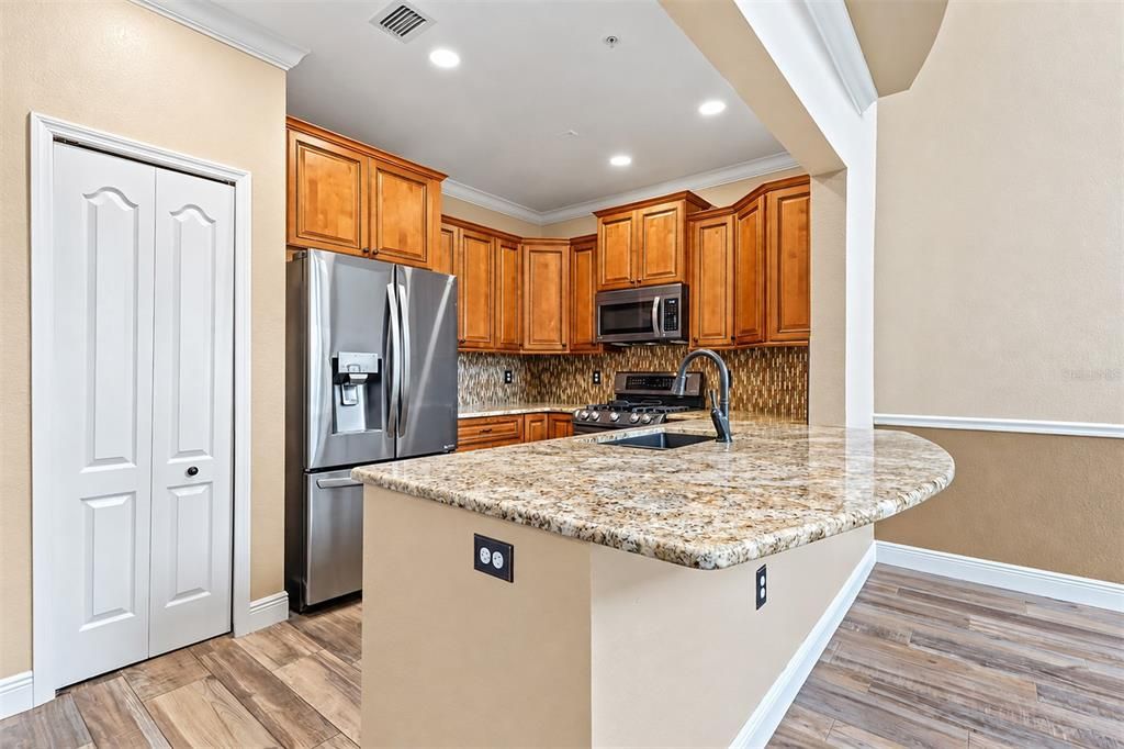 For Rent: $3,300 (2 beds, 2 baths, 1650 Square Feet)
