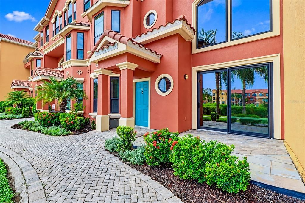 For Rent: $3,300 (2 beds, 2 baths, 1650 Square Feet)