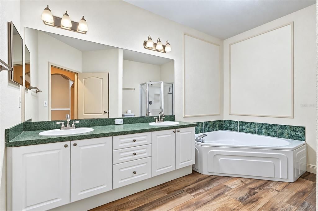 For Rent: $3,300 (2 beds, 2 baths, 1650 Square Feet)