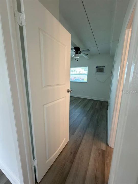 В аренду: $900 (1 спален, 1 ванн, 444 Квадратных фут)