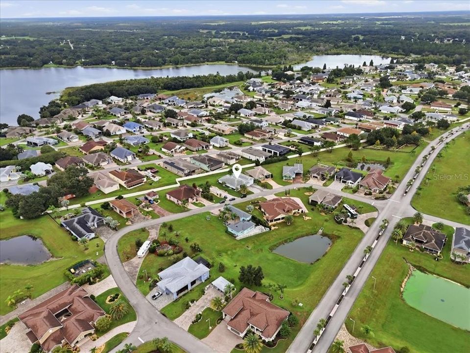 На продажу: $565,000 (3 спален, 2 ванн, 1993 Квадратных фут)